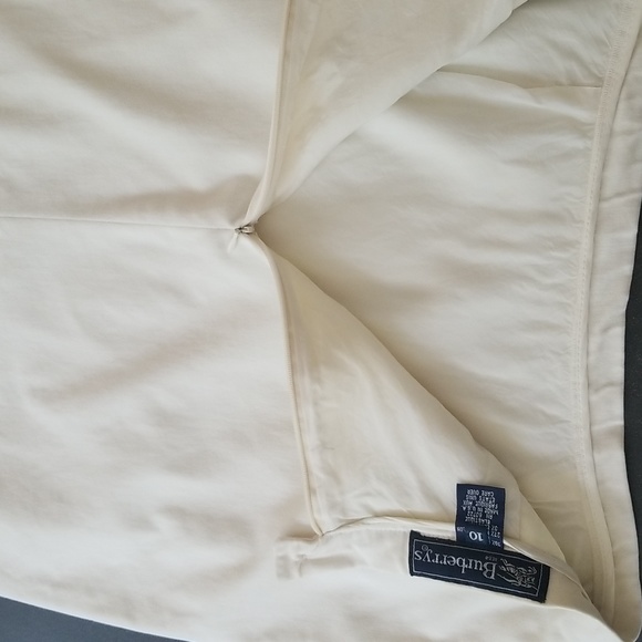 Burberry White Lined Pencil Skirt - Picture 8 of 11